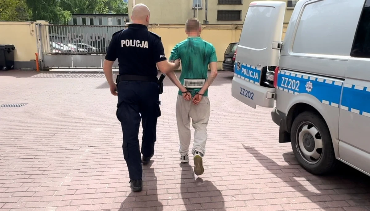 Mężczyzna uwięził w piwnicy kobietę, którą dopiero co poznał w internecie. 42-latka zatrzymali warszawscy policjanci ze Śródmieścia. 