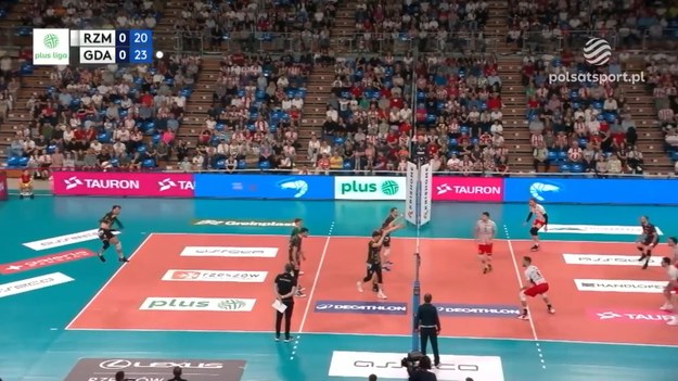 Skrót meczu Asseco Resovia Rzeszów - Trefl Gdańsk.
