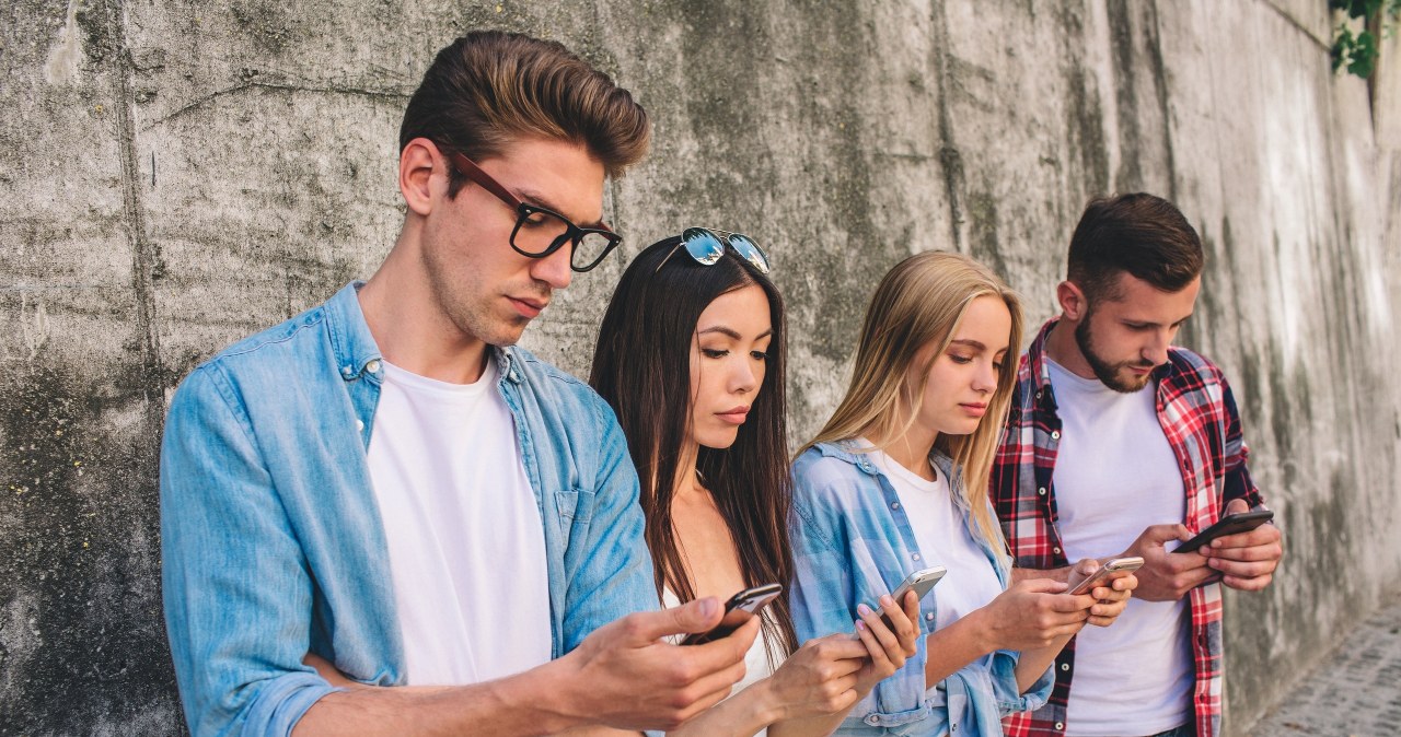 Nowa aplikacja sprawdzi wiek. Nie masz 13 lat, nie masz Facebooka i TikToka