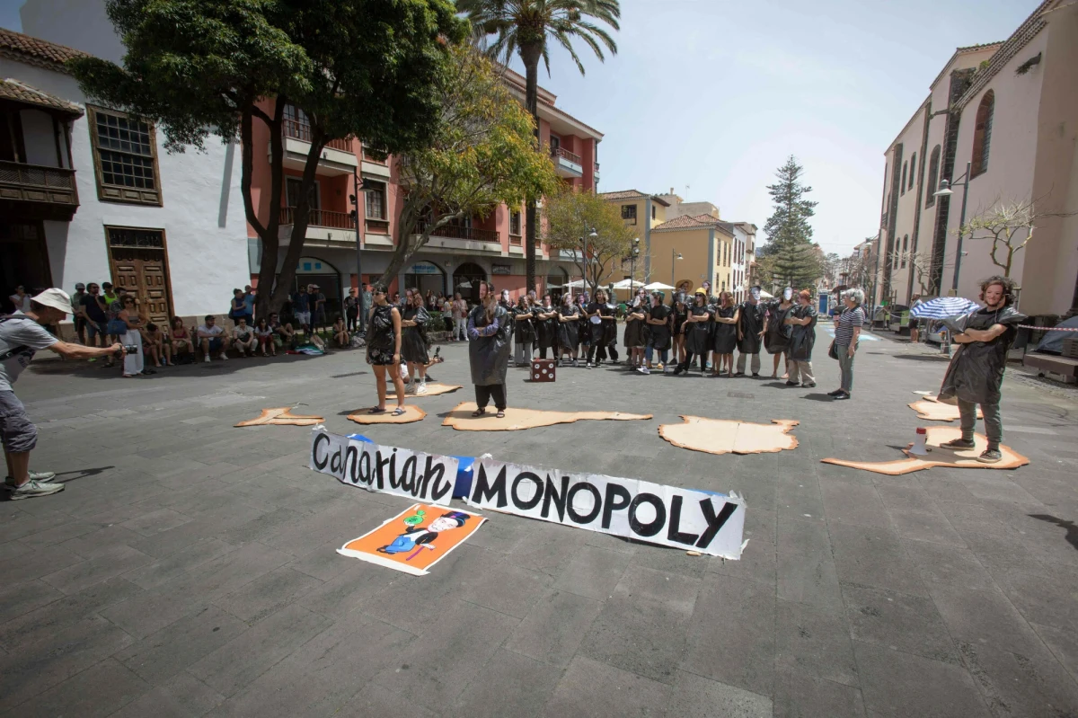 Grupa mieszkańców Teneryfy, jednej z Wysp Kanaryjskich, prowadzi strajk głodowy. Protestują przeciwko budowie nowych obiektów noclegowych dla turystów. 