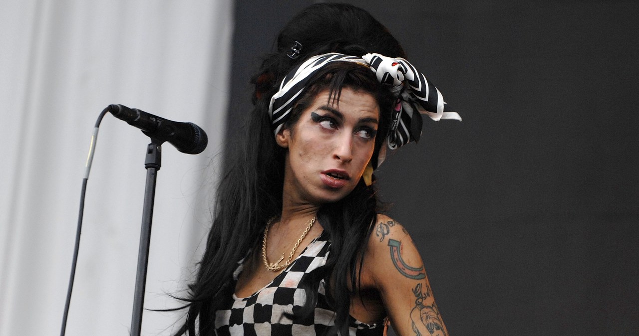 Praziasil Amy Winehouse.  Film Skrytykował o zmarłej gwieździe.  “Okrupny”