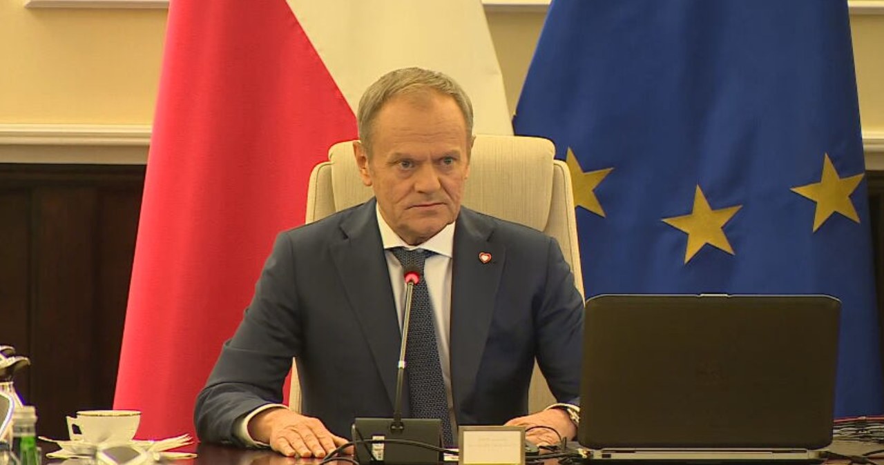 Niecodzienne posiedzenie rządu. W KPRM pojawił się człowiek prezydenta Niecodzienne posiedzenie rządu. W KPRM pojawił się człowiek prezydenta