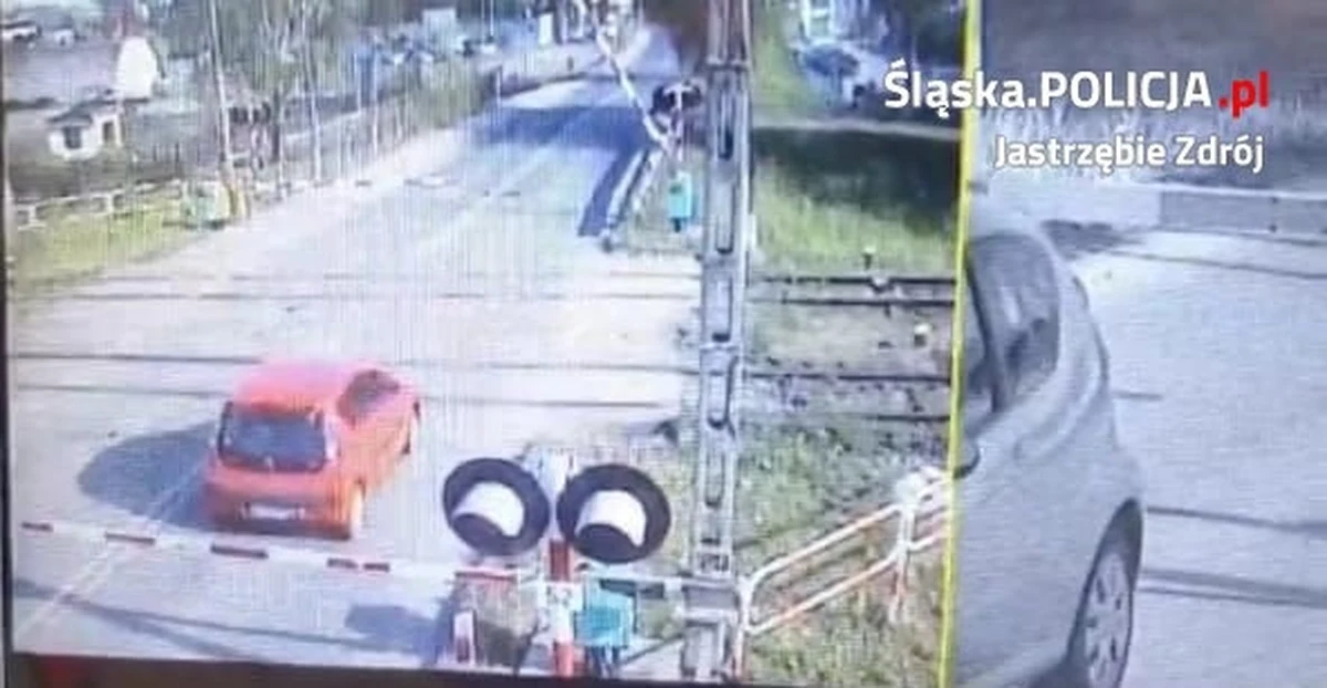 63-letnia kobieta kierująca citroenem, wjechała na przejazd kolejowy w Jastrzębiu – Zdroju  w trakcie opuszczania zapór i sygnalizacji o nadjeżdżającym pociągu. Na szczęście nie doszło do tragedii. Kobieta za swoje nieodpowiedzialne zachowanie została ukarana mandatem w wysokości 3 tysięcy złotych i 15 punktami karnymi. 