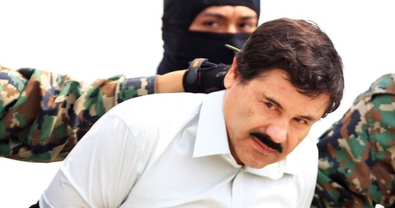 Joaquin "El Chapo" Guzman, niegdyś najpotężniejszy boss narkotykowy w Meksyku, skarży się, że administracja więzienia o zaostrzonym rygorze w USA nie pozwala mu na kontakty z rodziną - podały media. "El Chapo" odsiaduje tam wyrok dożywocia.