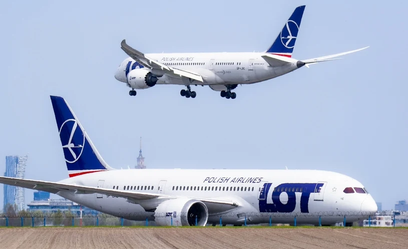 LOT na trasie do pozycji lidera. Transakcja, po której może zyskać też CPK