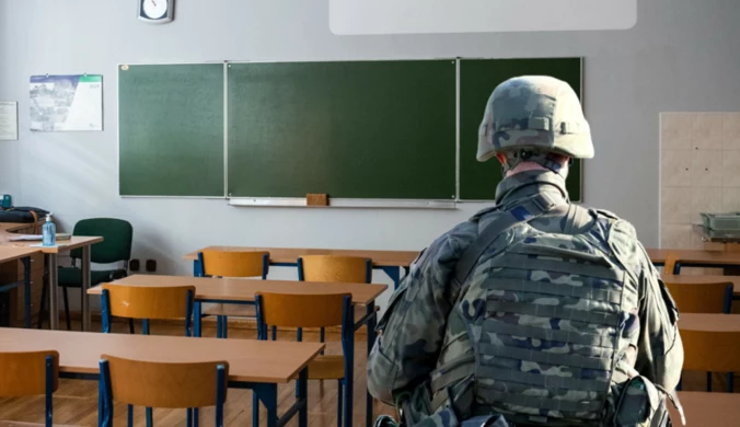 Żołnierze pojawią się na lekcjach. Nowy pomysł ministrów