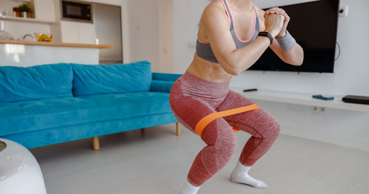 Poprawią wygląd ud, ujędrnią pośladki. Rób 2-3 razy w tygodniu