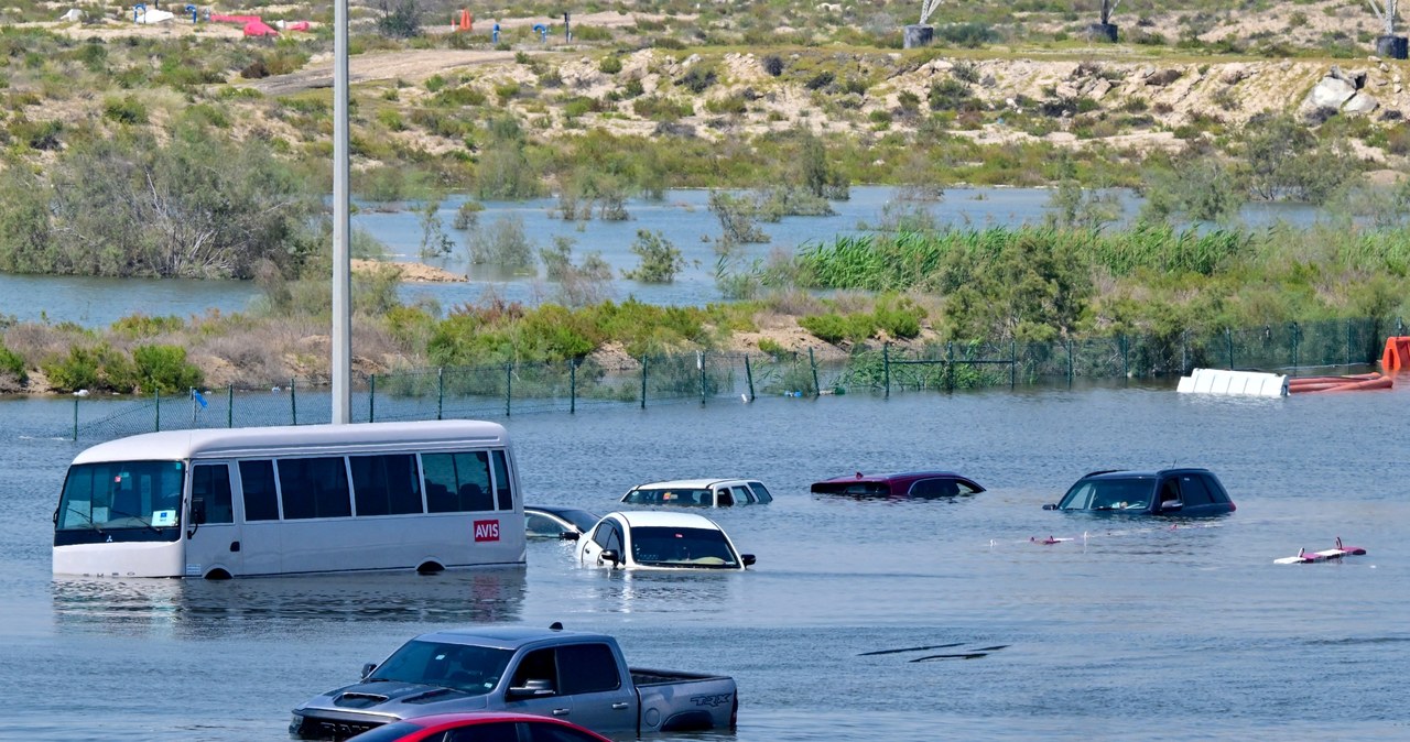  Dubaj pod wodą nie bez przyczyny. Eksperci mają winnego