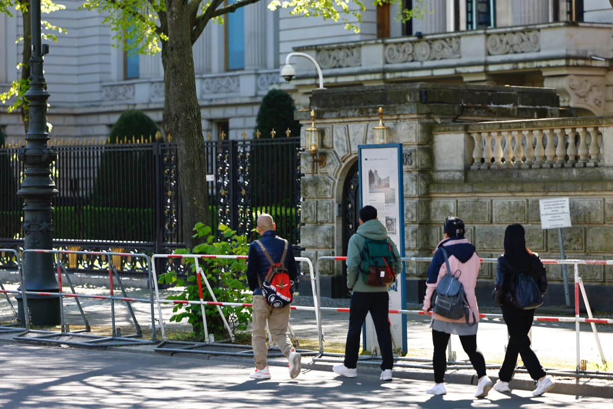 Niemiecka policja zatrzymała w Bayreuth w Bawarii dwóch mężczyzn podejrzanych o agenturalne powiązania z Rosją. Zatrzymani mieli m.in. planować operacje sabotażowe w Niemczech, w tym na bazy wojsk USA. 
