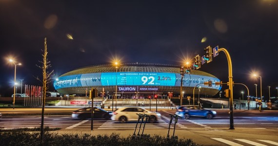 Licznik śladu wodnego został uruchomiony na największym ekranie ledowym w Polsce, czyli na elewacji krakowskiej hali Tauron Arena. Instalacja będzie włączała się codziennie o godz. 20. 