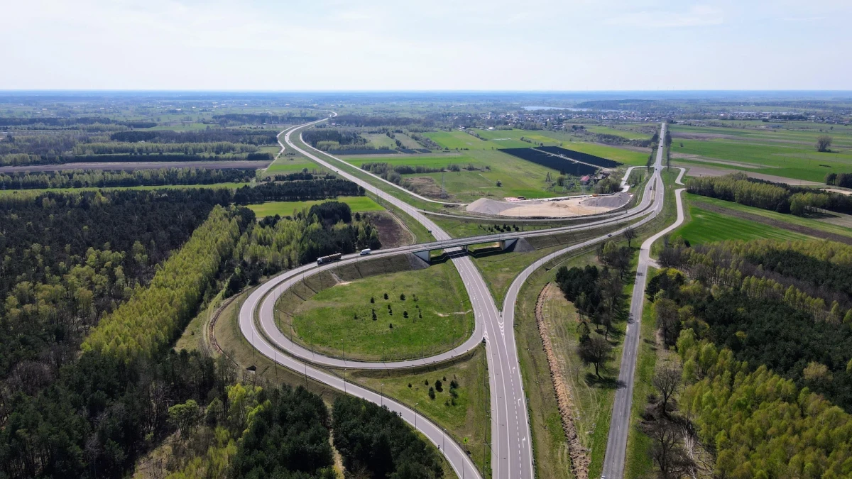 ​Za kilka dni powinna ruszyć budowa drugiej jezdni obwodnicy Kocka w ciągu drogi S-19. Zezwolenie na jej budowę wydał wojewoda lubelski.