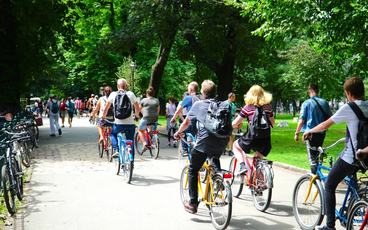 Wraz z nadejściem sezonu rowerowego wielu krakowian myśli o serwisie swoich dwóch kółek. Naprzeciw tym potrzebom wychodzi miasto, organizując darmowe kontrole rowerowe. Serwisanci ocenią stan jednośladu i podpowiedzą, co poprawić, ale nie będą dokonywać napraw.