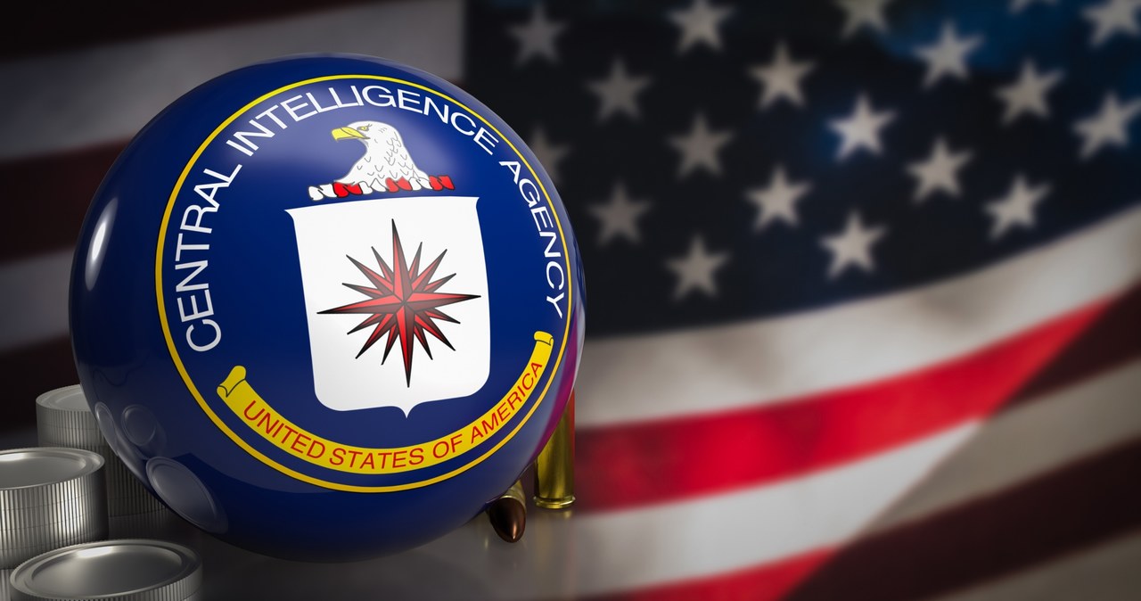 Ex ufficiale della CIA: 'centinaia di pazienti' feriti dopo incontri con UFO