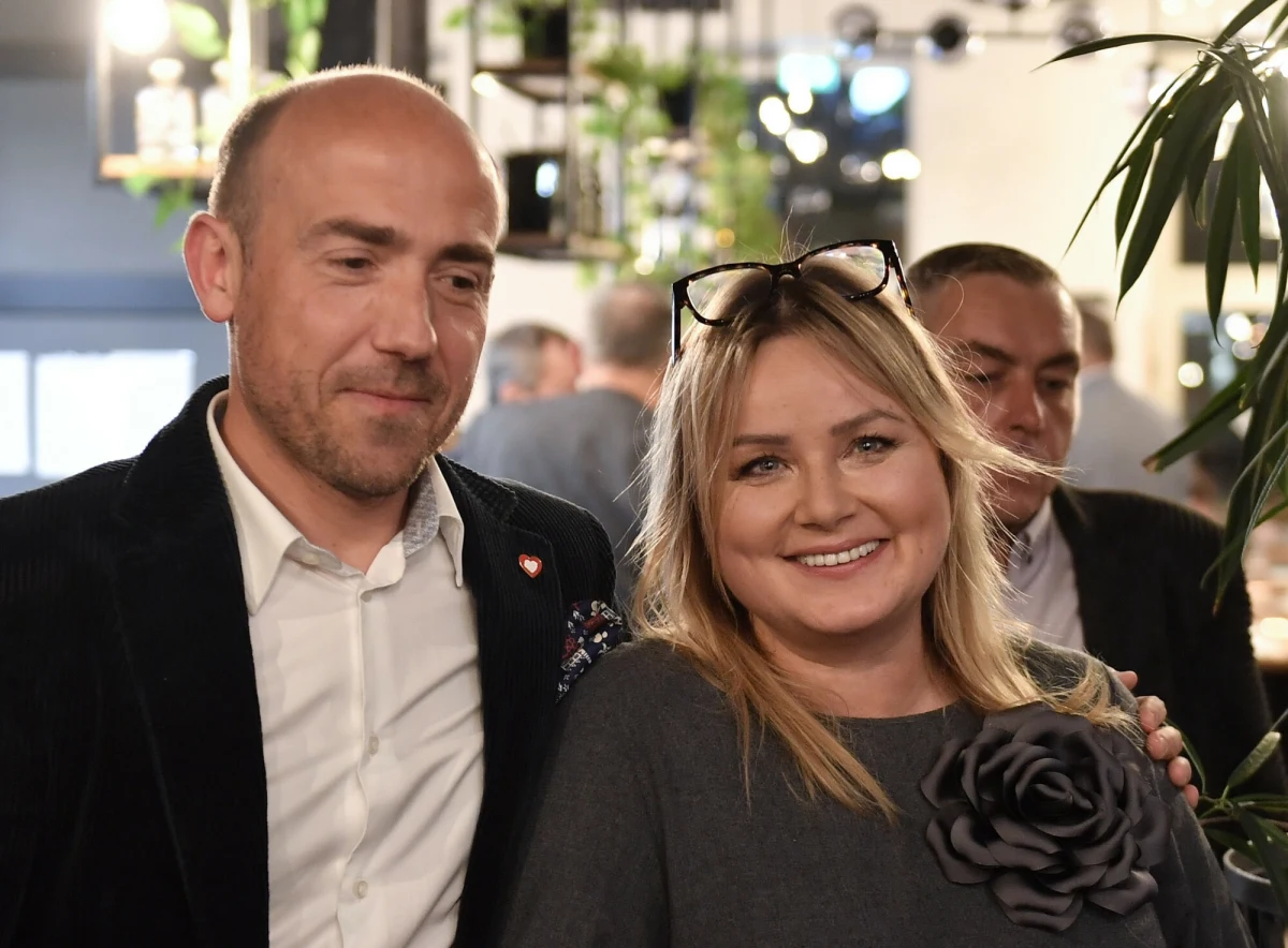 Katarzyna Kuczyńska-Budka z KKW Koalicja Obywatelska została wybrana na urząd prezydenta Gliwic jako pierwsza kobieta w historii. PKW podała w poniedziałek, że w drugiej turze wyborów samorządowych otrzymała 50,56 proc. głosów (24 520). Zwyciężyła przewagą 540 głosów. Prywatnie to żona Borysa Budki, szefa Ministerstwa Aktywów Państwowych.