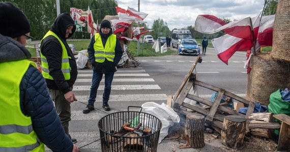 Wójt gminy zdecydował o rozwiązaniu protestu rolników na granicy w Dorohusku (Lubelskie). Ruch pojazdów został już przywrócony. Protestujący zapowiedzieli odwołanie się od tej decyzji.