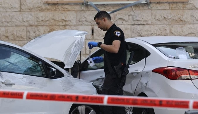 Atak w Jerozolimie. Nastolatkowie wjechali w grupę osób
