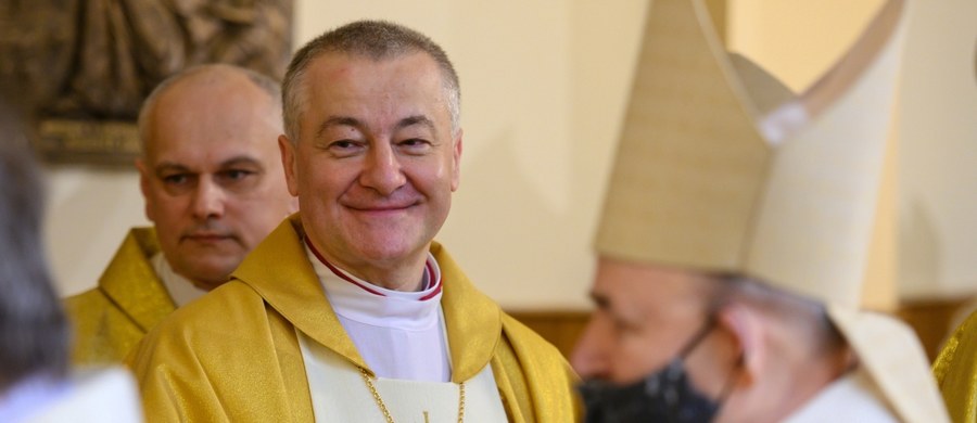 Dotychczasowy biskup pomocniczy diecezji tarnowskiej Artur Ważny został decyzją papieża Franciszka mianowany ordynariuszem sosnowieckim - poinformowała we wtorek Nuncjatura Apostolska w Polsce.