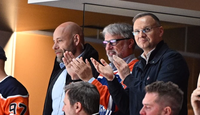 Zaskakujące zdjęcie prezydenta Andrzeja Dudy trafiło do sieci. Wybrał się na mecz NHL