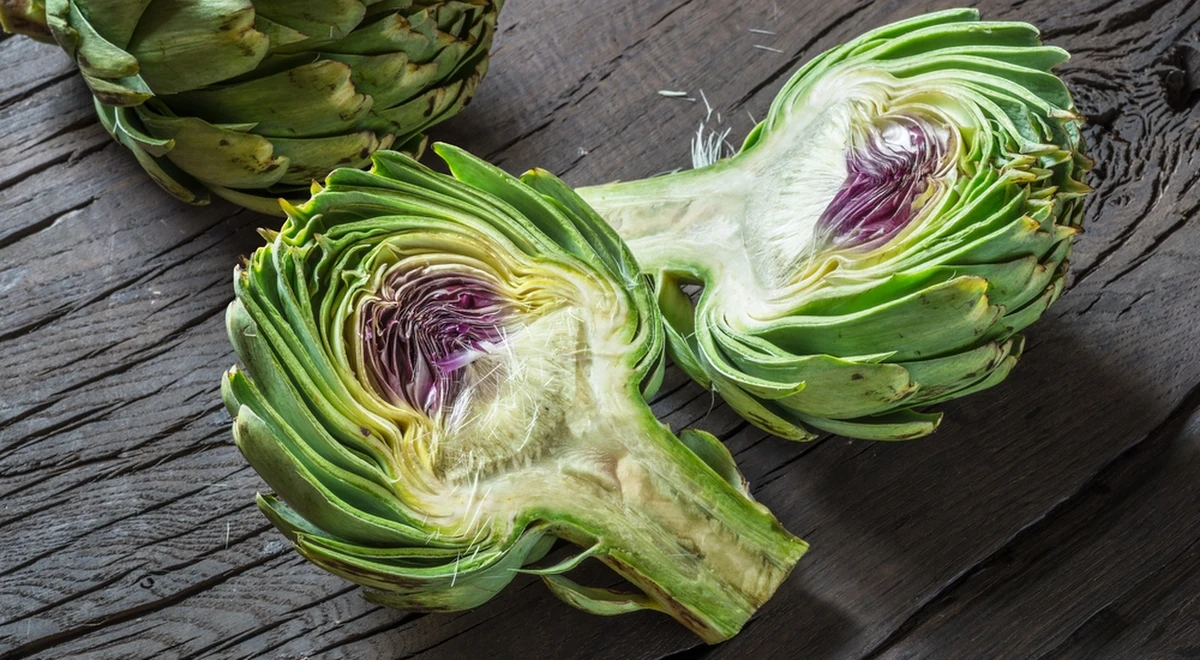 Niecodzienny incydent we Włoszech. Karczoch krojony przez mieszkankę Varese eksplodował jej w rękach. Przestraszonej kobiecie nic się nie stało, a wybuch warzywa wytłumaczono reakcją chemiczną.