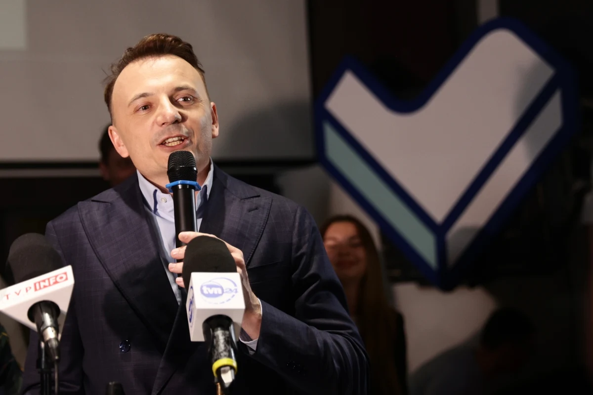 Łukasz Gibała, który przegrał w II turze wyborów na prezydenta Krakowa, oświadczył, że nie pogratuluje swojemu kontrkandydatowi wygranej, ponieważ jego zdaniem wynik został osiągnięty również dzięki "brudnym zagrywkom". Zaznaczył jednocześnie, że życzy Aleksandrowi Miszalskiemu, by był dobrym prezydentem.