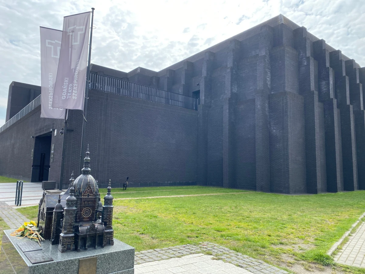 To projekt dla amatorów, którzy marzą o tym, by wystąpić na scenie. Nie trzeba mieć żadnego doświadczenia. Poszukiwane są grupy młodzieży w wieku od 13 do 16 lat, grupy seniorów i osób z niepełnosprawnościami. 