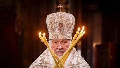 Pop odprawił nabożeństwo przy grobie Nawalnego. Został ukarany przez Cyryla 