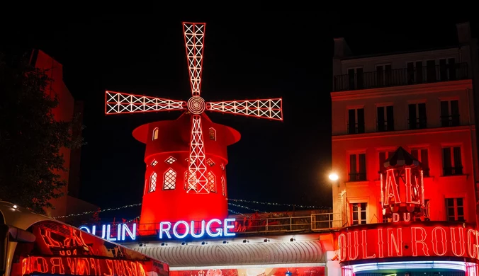 Wiatrak Moulin Rouge zniszczony. Słynny zabytek bez łopat