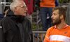 Tenis czy piłka nożna? Moutet próbuje zagrać piłkę nogą po upadku rakiety. WIDEO