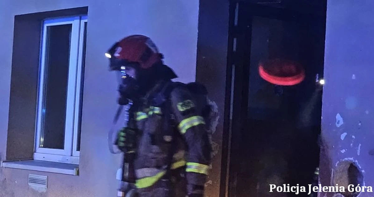 Zarzut usiłowania zabójstwa żony i czwórki swoich dzieci usłyszał mężczyzna, który najpierw groził rodzinie, a potem podpalił mieszkanie. Sąd aresztował go na trzy miesiące, grozi mu dożywocie.