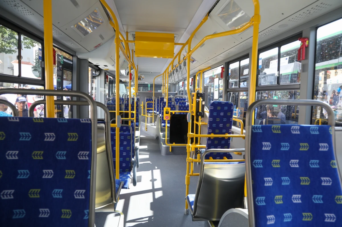 Od 1 maja mieszkańcy Białegostoku będą mogli korzystać z komunikacji nocnej - poinformował prezydent tego miasta Tadeusz Truskolaski. Autobusy uruchomione zostaną w długi majowy weekend, a później w każdą kolejną sobotę i niedzielę - na razie do września.