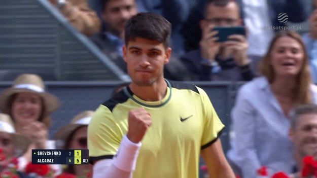 Skrót meczu drugiej rundy turnieju ATP w Madrycie Carlos Alcaraz - Aleksandr Szewczenko 6:2, 6:1.

