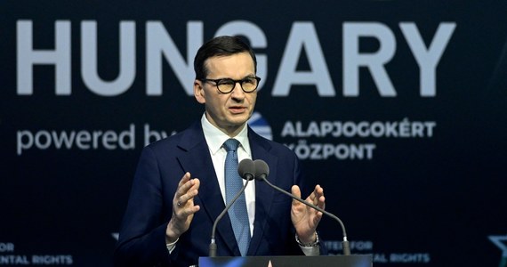 Budapeszt to "miasto wolnego słowa" w porównaniu do Brukseli - stwierdził Mateusz Morawiecki na konferencji środowisk narodowo-konserwatywnych w stolicy Węgier. Podczas wydarzenia były premier odniósł się do słów ministra spraw zagranicznych Radosława Sikorskiego, który w czwartek w Sejmie mówił, że Morawiecki uczestniczy w "kolejnym 'sabacie' proputinowskich nacjonalistów".