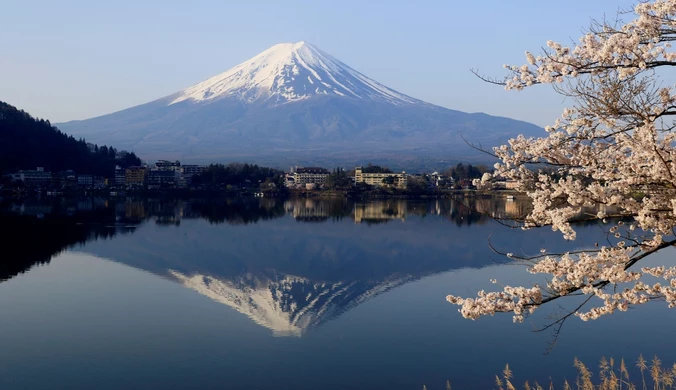 Zasłonią górę Fudżi. Japończycy wściekli na turystów 