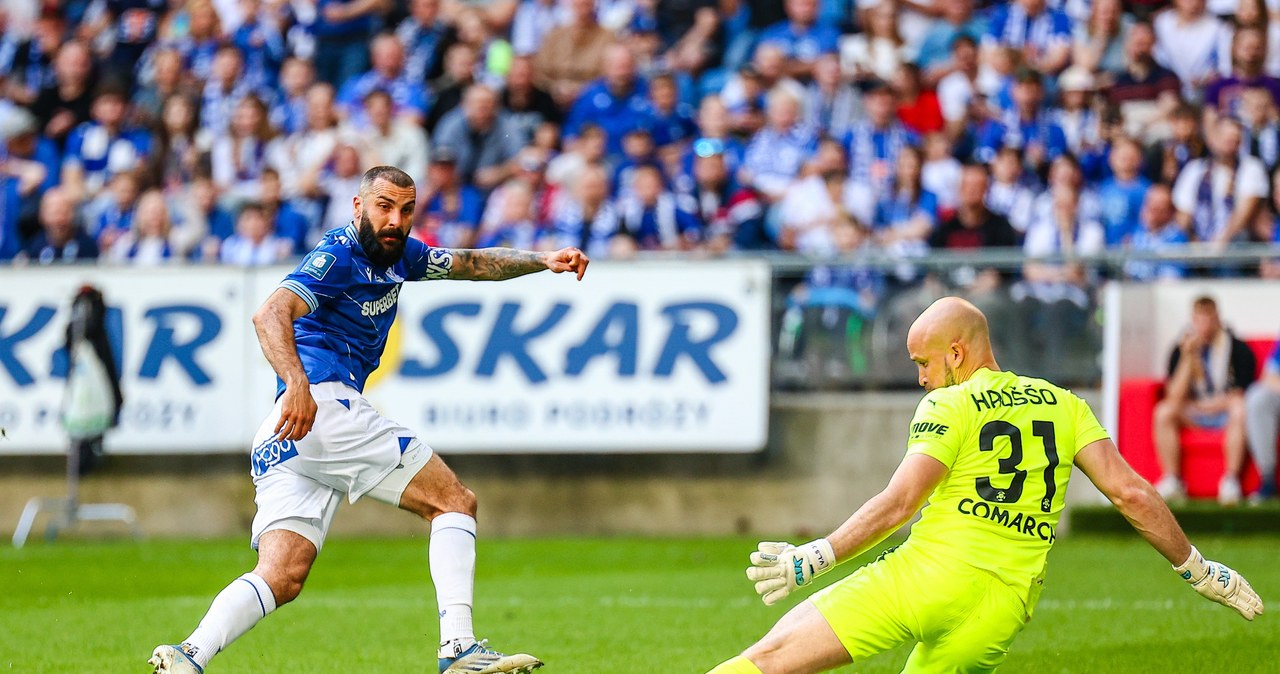 piłka nożna, futbol, liga mistrzów, liga polska, angielska, wyniki na żywo, reprezentacja Pękło 40 tysięcy, Lech tylko za liderem Ekstraklasy. A w Poznaniu gwizdy