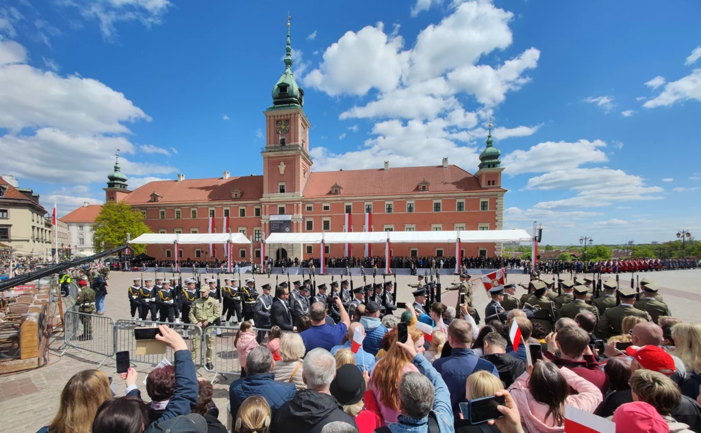 Obchody Swięta Konstytucji 3 Maja na Placu Zamkowym w Warszawie