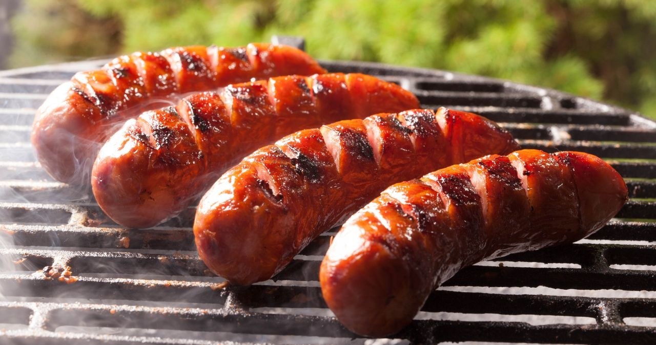 Robisz to, nim położysz kiełbasę na grillu? Nie dziw się, iż jest sucha i niesmaczna