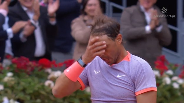 Rafael Nadal pokonał Argentyńczyka Pedro Cachina 6:1, 6:7 (5-7), 6:3 w trzeciej rundzie turnieju ATP Masters 1000 na kortach ziemnych w Madrycie. Rywalem doświadczonego hiszpańskiego tenisisty w 1/8 finału będzie Czech Jiri Lehecka, który wyeliminował Brazylijczyka Thiago Monteiro. Oto skrót meczu Rafael Nadal - Pedro Cachin.