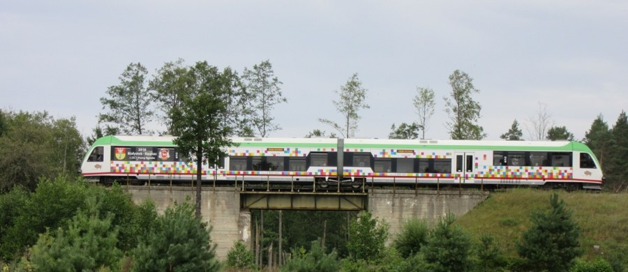 1 i 3 maja, po raz pierwszy w tym sezonie turystycznym, ze stacji kolejowej Białystok odjedzie pociąg do Walił - poinformowała spółka Polregio SA. To oferta na majówkę dla osób planujących wypoczynek w Puszczy Knyszyńskiej.


