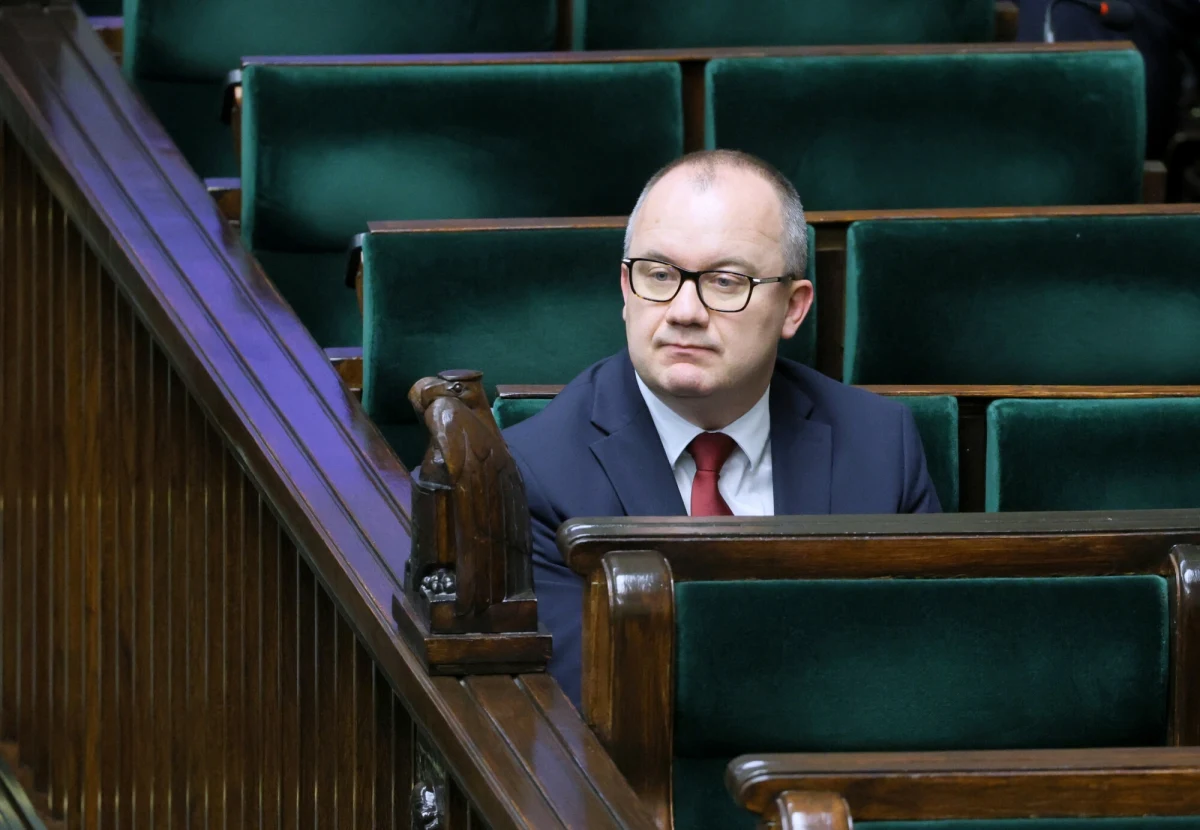 Nie spełniło się marzenie ministra sprawiedliwości Adama Bodnara, o którym publicznie opowiadał w styczniu. Chciał on, by w 20. rocznicę wejścia Polski do Unii Europejskiej nie ciążyła już nad naszym krajem procedura art. 7 Traktatu UE. Komisja Europejska wszczęła ją w 2017 r. w związku z łamaniem przez ówczesne polskie władze zasad praworządności. 