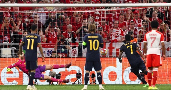 ​Cztery gole, gorący doping kibiców i masa emocji - pierwszy półfinał Ligi Mistrzów nie zawiódł. Po fenomenalnym spotkaniu Bayern Monachium zremisował 2:2 z Realem Madryt. Kwestia awansu jest otwarta - ostateczne rozstrzygnięcie 8 maja w stolicy Hiszpanii.