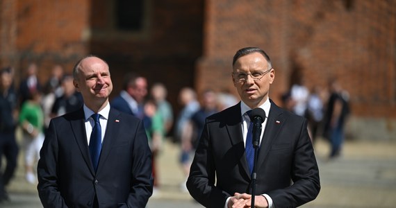 Zdaniem Andrzeja Dudy realizacja CPK to zadanie fundamentalnie ważne dla całej Polski i dla naszego przyszłego rozwoju. "Co dzisiaj absolutnie najważniejsze, jest to niezbędne dla zapewnienia Polsce strategicznego bezpieczeństwa" - mówił prezydent w środę w Poznaniu.