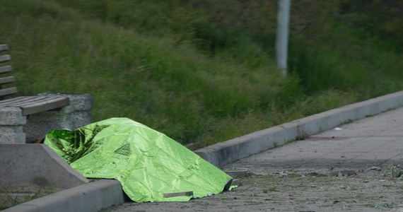 Rosjanie po raz kolejny udowodnili, że nie mają żadnych oporów, by wyrządzać krzywdę ukraińskim cywilom. Tym razem posłali na Odessę pocisk balistyczny z głowicą zawierającą amunicję kasetową - broń siejącą spustoszenie wśród piechoty wroga. W ataku zginęło 5 osób, a ponad 30 zostało rannych.