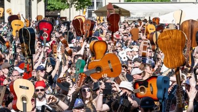 7531 gitarzystów zagrało na wrocławskim Rynku