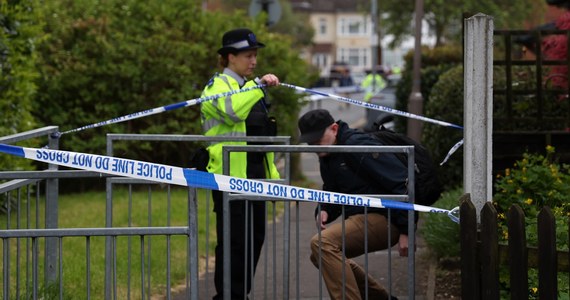 Londyńska policja podała nowe informacje ws. wtorkowego ataku z użyciem miecza w dzielnicy Hainault. Jak poinformowano, 36-letni napastnik usłyszał zarzuty. W ataku zginął 14-letni chłopiec. 