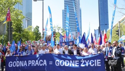 "Chcemy Europy Socjalnej!". Marsz Lewicy i OPZZ w Warszawie