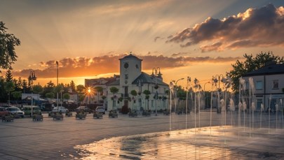 Pożar w centrum handlowym w Piasecznie. Ewakuowano 250 osób