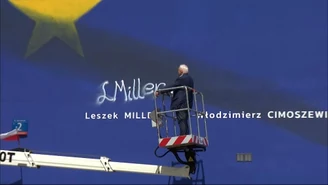 Leszek Miller i Włodzimierz Cimoszewicz na podnośniku 