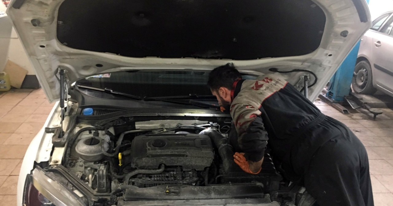 Bez 2000 zł nie jedź do mechanika. Ile dziś kosztuje naprawa auta? wiadomości,aktualności,Interia Bez 2000 zł nie jedź do mechanika. Ile dziś kosztuje naprawa auta?
