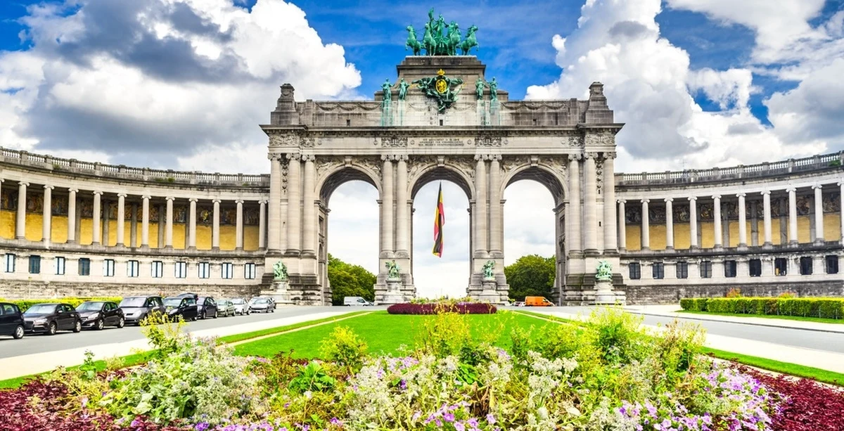 To największa w Europie polska impreza z udziałem województw i organizacji polonijnych. Jutro w Brukseli Polski Dzień. Tegoroczna edycja imprezy odbywa się pod hasłem 20. rocznicy wstąpienia Polski do Unii Europejskiej. 