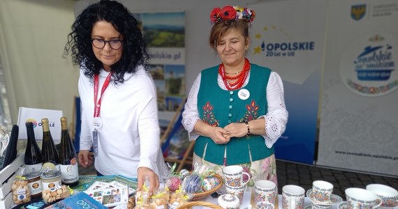 W Brukseli trwa trzecia edycja "Polish Day", największej imprezy polonijnej w Europie. Jakie polskie atrakcje czekają na odwiedzających stoiska? Wydarzenie śledzi dziennikarka RMF FM Katarzyna Szymańska-Borginon. 
